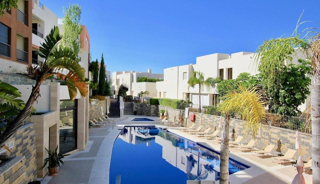 Luxury Spa Resort Marbella 2 Bedroom Sauna Gym Pools Jacuzzi מראה חיצוני תמונה